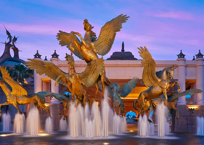 The Royal At Atlantis